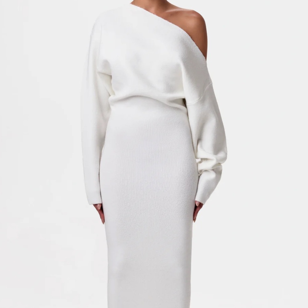 knee length dresses for ladies Off Shoulder Fit Knitted Maxi Dress – MAUVSTUDIO®